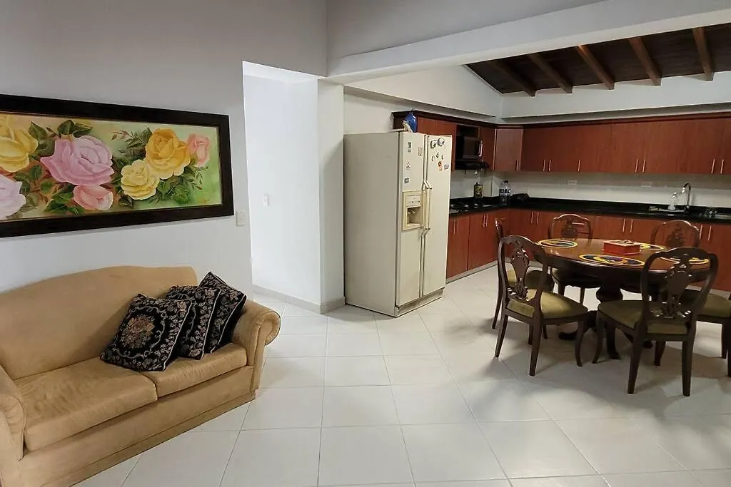 Hermoso Apartamento 3 Alcobas, 8 Huespedes Apartment Medellin Colombia