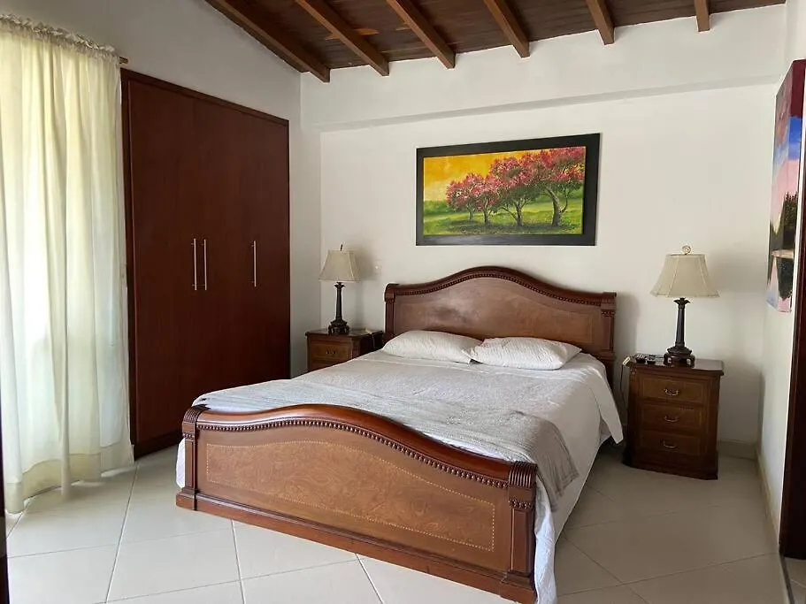 Hermoso Apartamento 3 Alcobas, 8 Huespedes Apartment Medellin