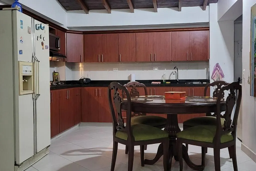 Hermoso Apartamento 3 Alcobas, 8 Huespedes Apartment Medellin