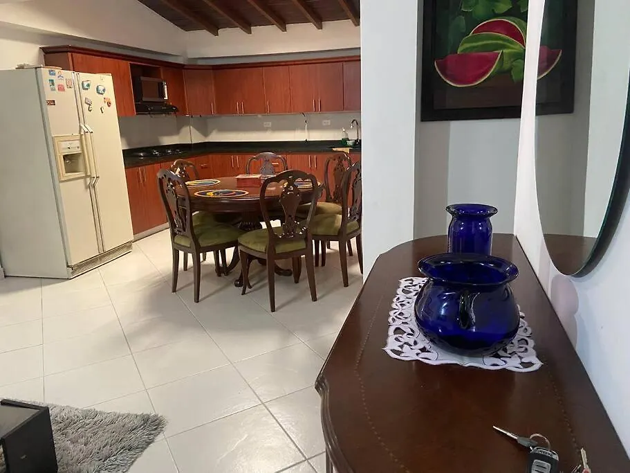 Hermoso Apartamento 3 Alcobas, 8 Huespedes Apartment Medellin 0*,